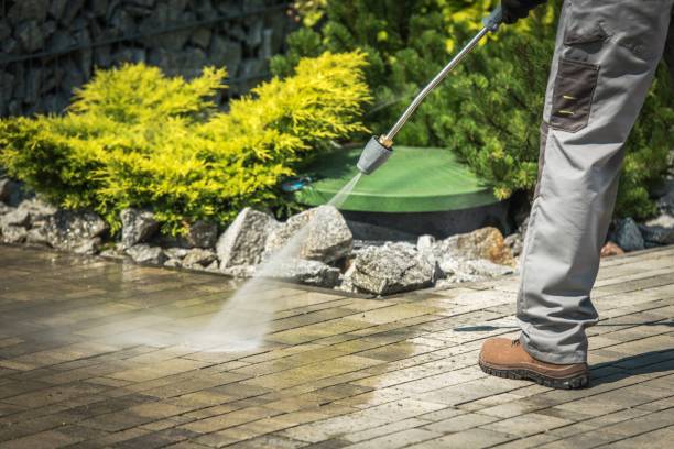 Post-Construction Pressure Washing in Newburg, WI
